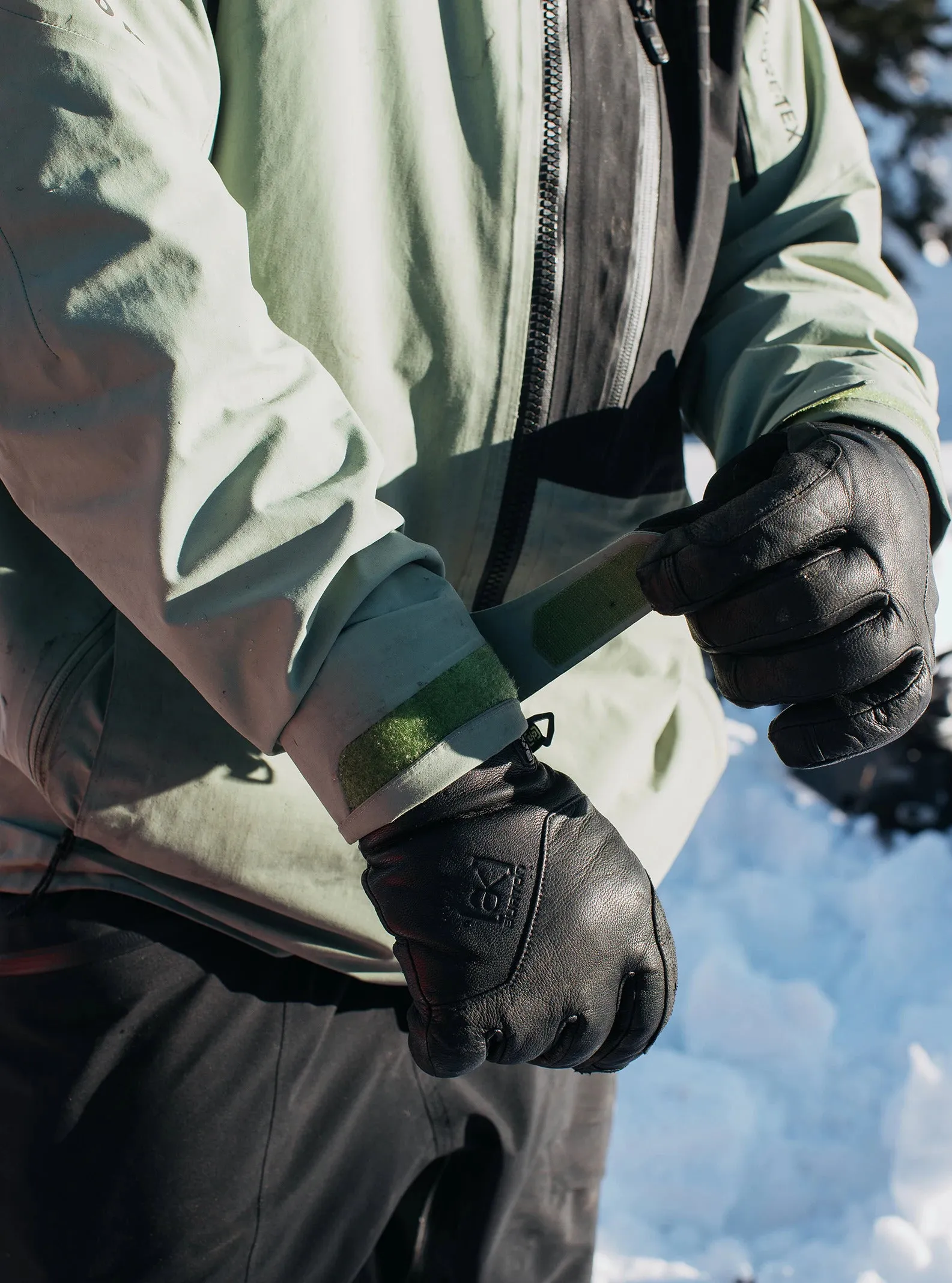 Burton [ak] Clutch GORE-TEX Leather Gloves