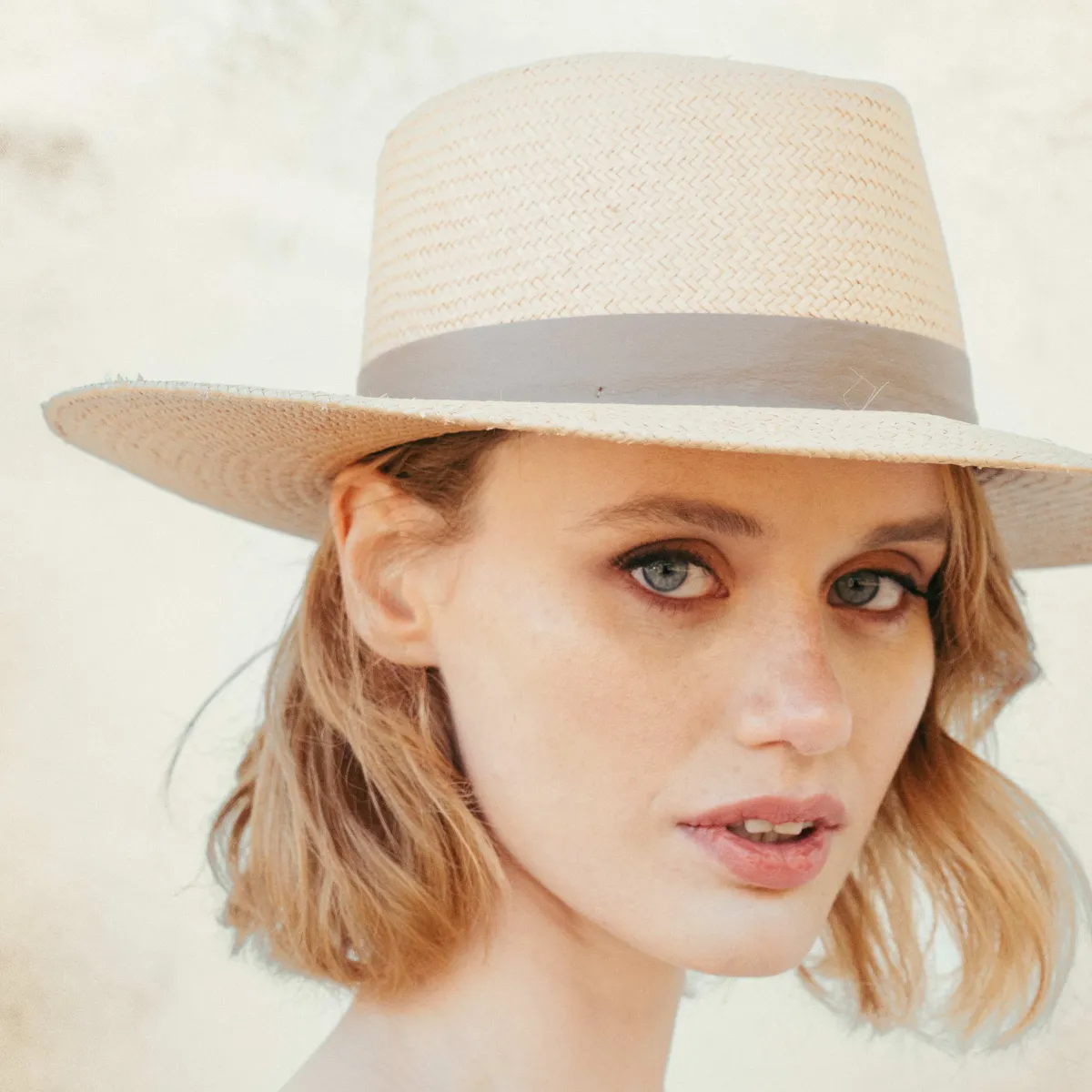 SAN PANCHO PACKABLE STRAW FEDORA shell