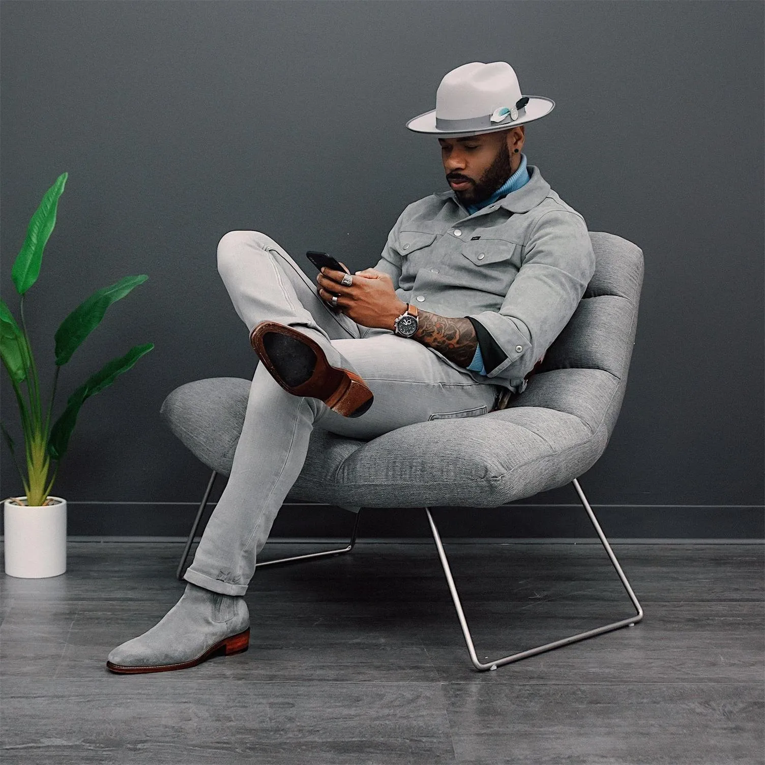 Tasteful Felt Fedora Hat-Chocolate