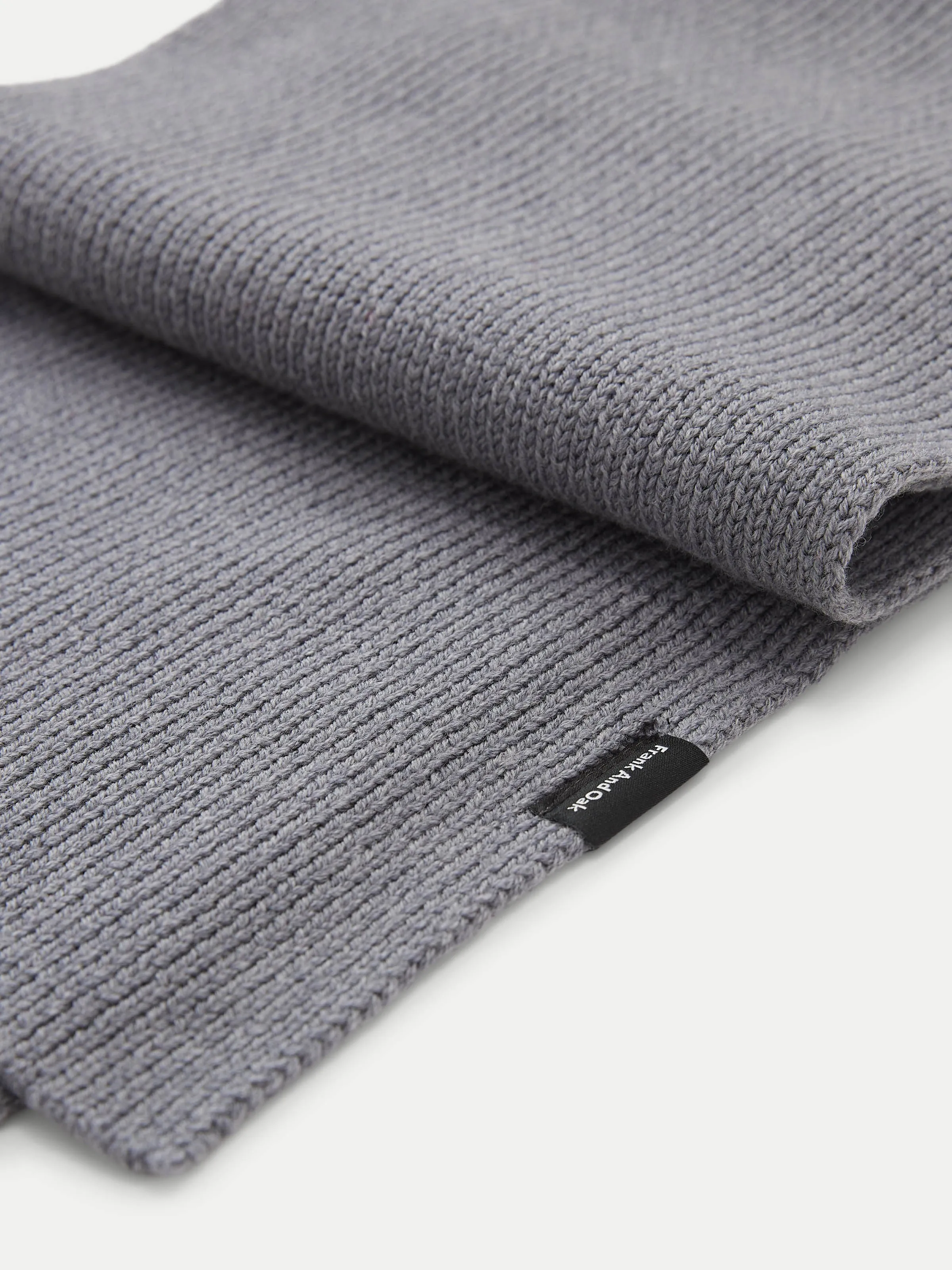 The Merino Wool Scarf  in Medium Grey